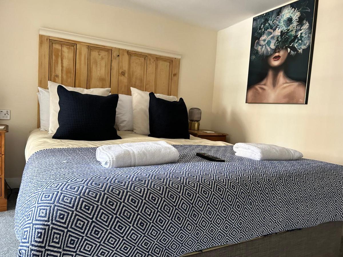 Bay Horse Inn *